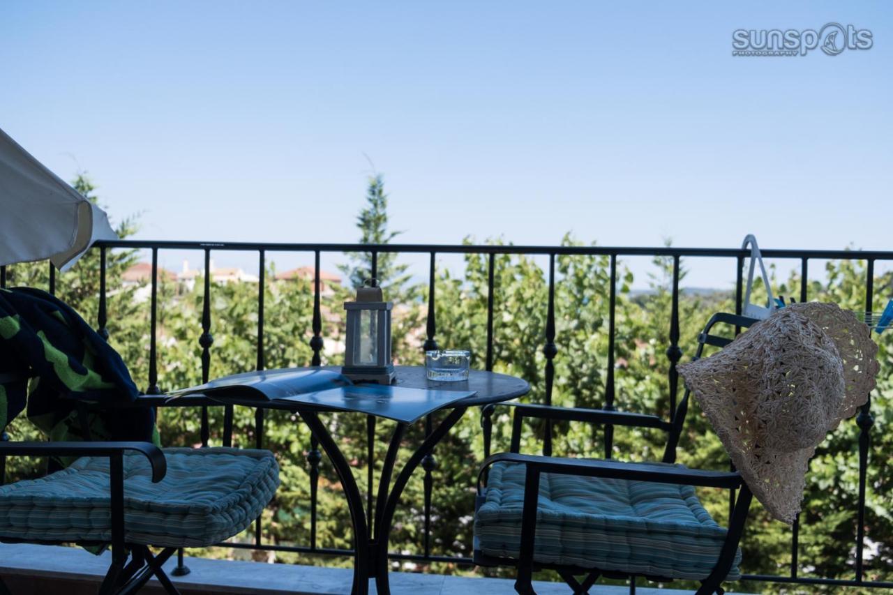 Villa Konstantina Petriti  Luaran gambar