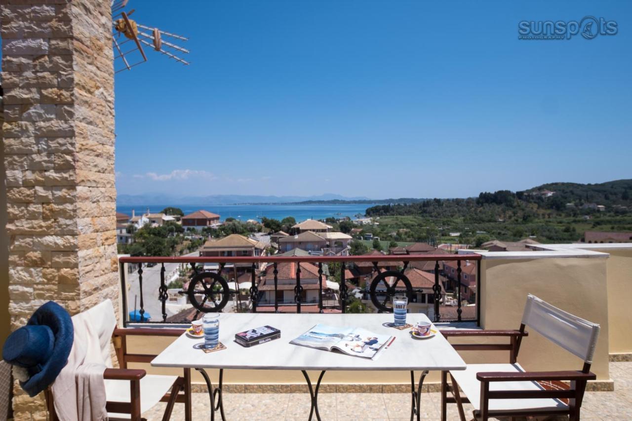 Villa Konstantina Petriti  Luaran gambar