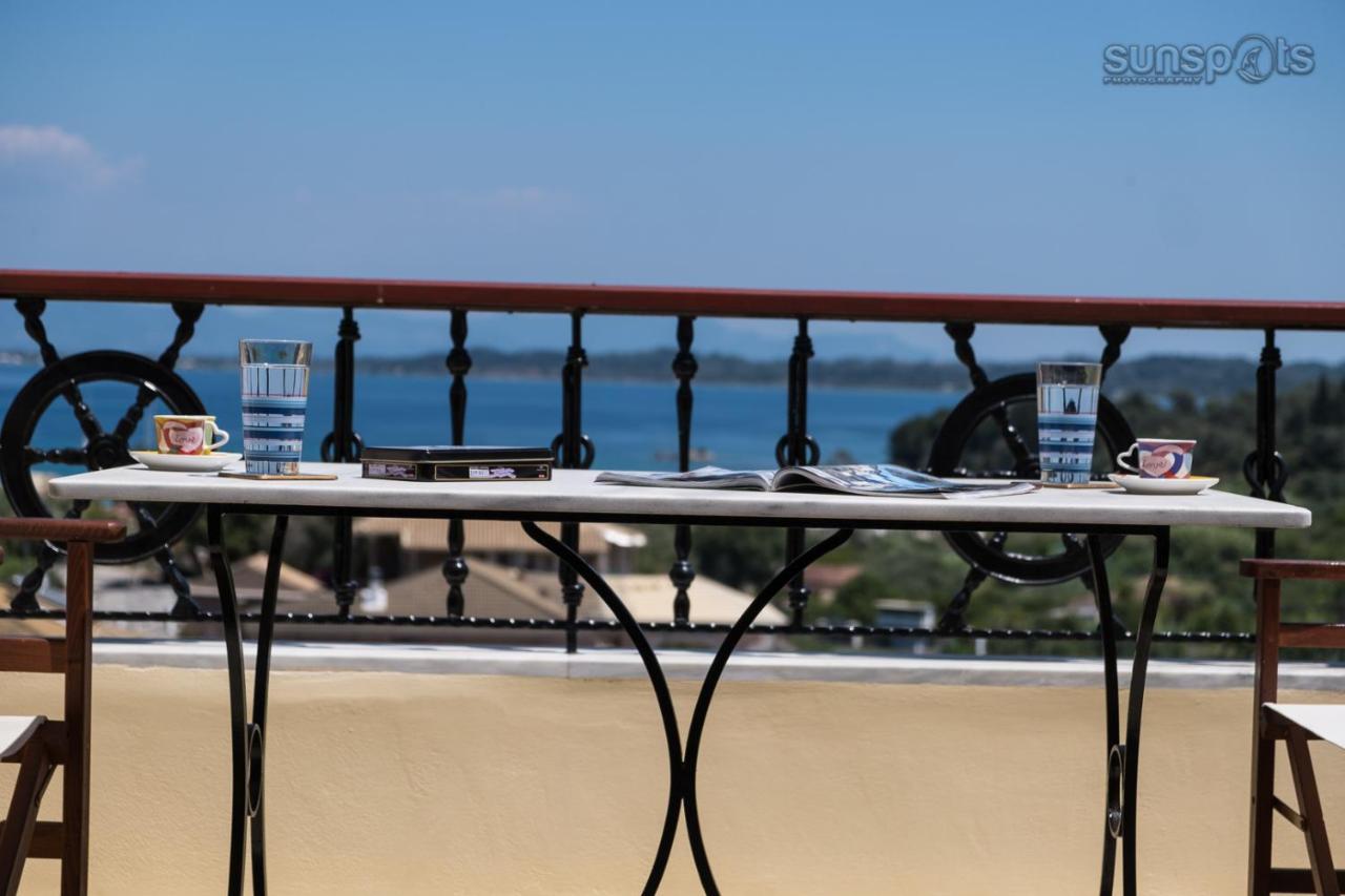 Villa Konstantina Petriti  Luaran gambar