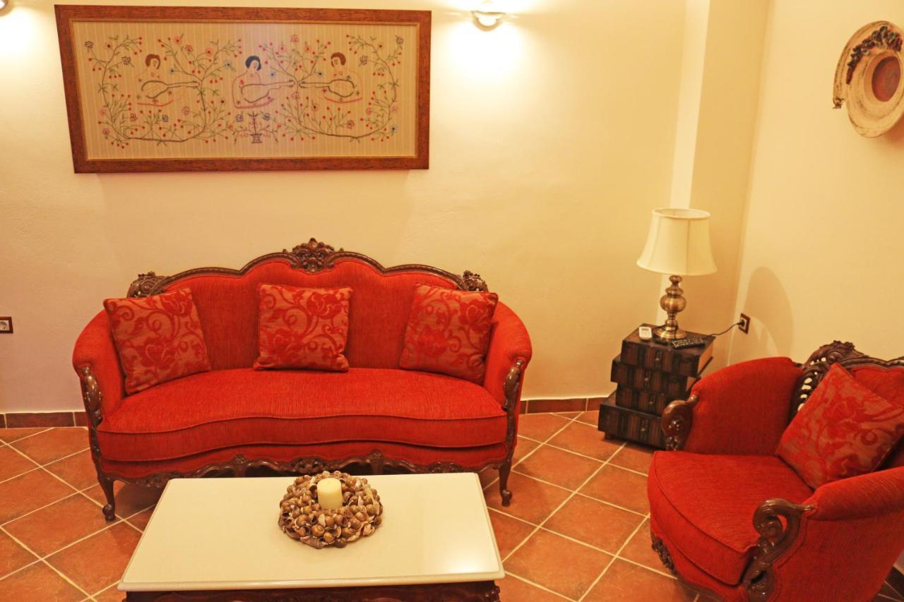 Villa Konstantina Petriti  Luaran gambar