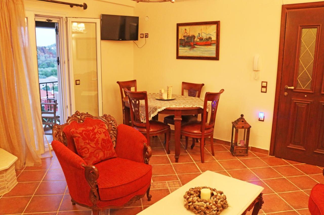Villa Konstantina Petriti  Luaran gambar