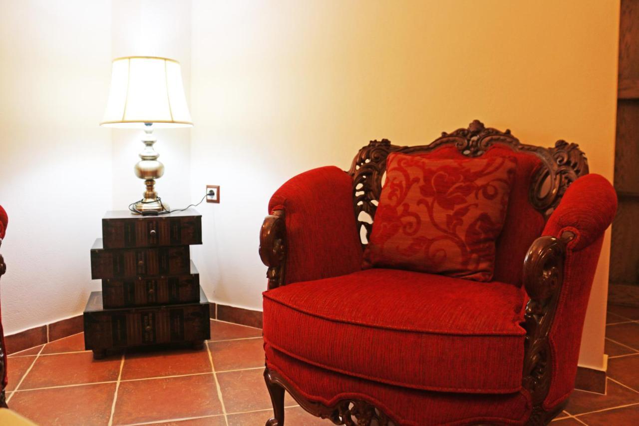 Villa Konstantina Petriti  Luaran gambar
